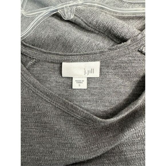 J. Jill crew neck pullover gray lightweight sweatshirt size small.    #9-0216 - Picture 3 of 5